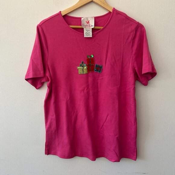 Quacker Factory T-shirt Womens Medium Pink Christmas Holiday Sequins Gifts VTG - Picture 1 of 4